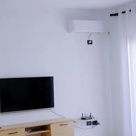 Great Location Modern Spacious